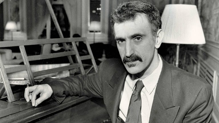 Zwischen Wahnsinn und Genie: Am 21.12.2020 wäre der Ausnahmemusiker Frank Zappa 80 Jahre alt geworden. (Foto: IMAGO, Michael Putland)