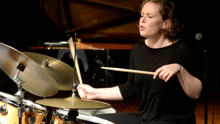 SWR Jazzpreisträgerin 2021:  Eva Klesse, Schlagzeug und Komposition (Foto: Pressestelle, Foto: Gerhard Richer)