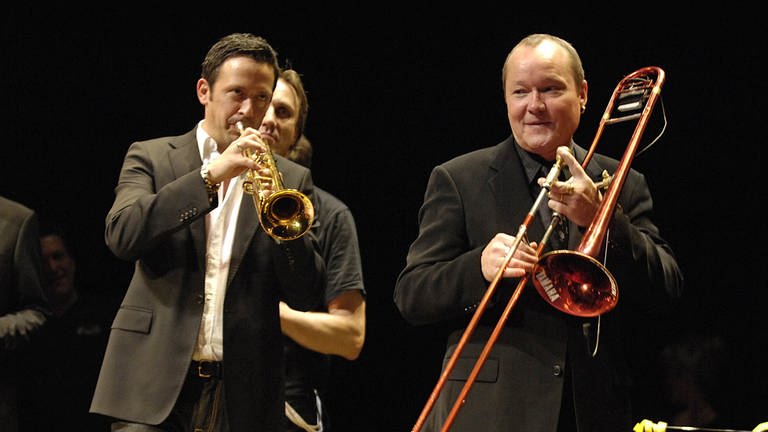 Till Broenner und Nils Landgren: der Trompeter im Duett mit dem Posaunisten 2007 in Hamburg (Foto: picture-alliance / Reportdienste, jazzarchive/Isabel Schiffler)