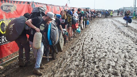 Festivals, die ins Wasser fielen (Foto: picture-alliance / Reportdienste, indiv)