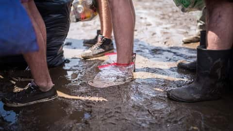 Festivals, die ins Wasser fielen (Foto: picture-alliance / Reportdienste, indiv)