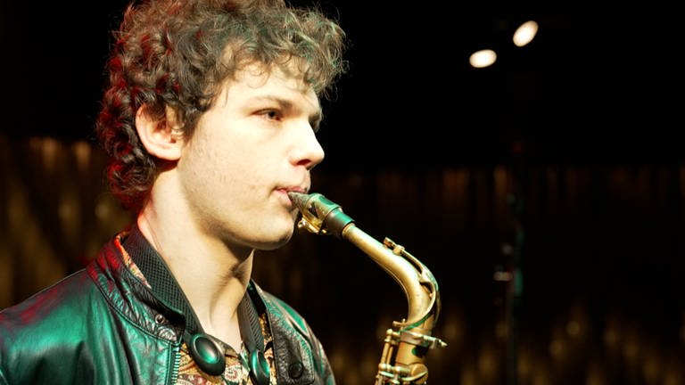 Saxophonist Jakob Manz (Foto: SWR)