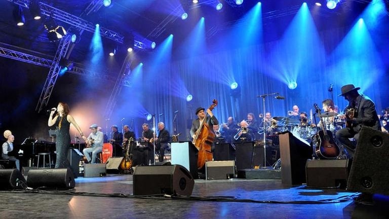 07-11 Zaz & SWR Big Band Kuper (Foto: SWR, SWR - Foto: Willi Kuper)