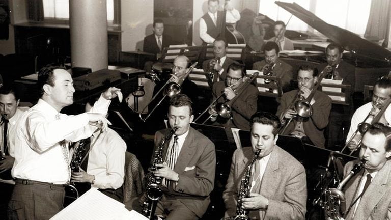 Südfunk-Tanzorchester mit Erwin Lehn 1952 bei Proben in der Sängerhalle Untertürkheim (Foto: SWR, SWR - Leonard Wett)