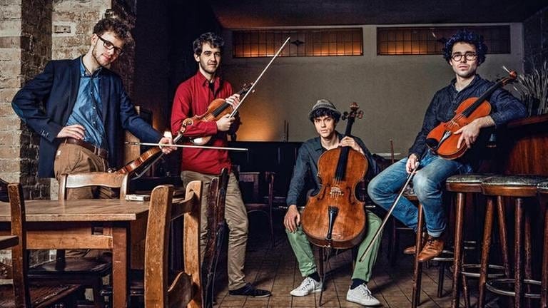 Jakob Encke, Daniel Stoll (Violinen), Leonard Disselhorst (Violoncello) und Sander Stuart (Viola) (Foto: Bild: SWR/QF -)