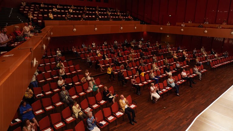 Die Congresshalle Saarbrücken bei einem Konzert der Deutschen Radio Philharmonie Saarbrücken Kaiserslautern. (Foto: Pressestelle, Astrid Karger)