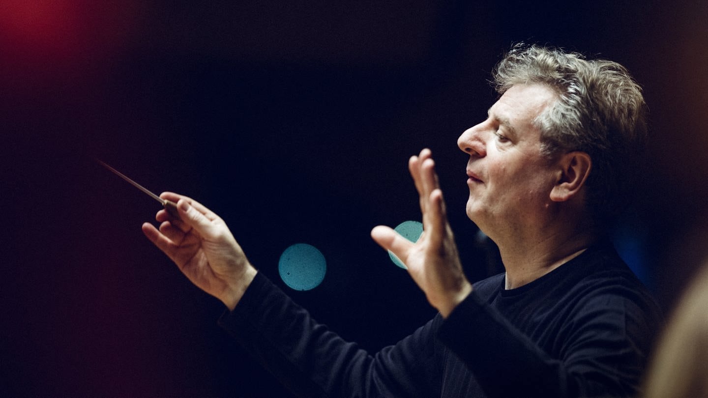 Dirigent Karl-Heinz Steffens (Foto: Pressestelle, Susanne Diesner)