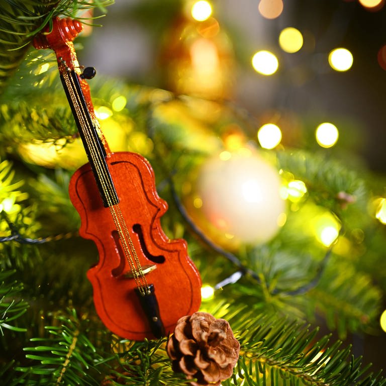 Symbolbild Weihnachtsstimmung und Weihnachtsmusik (Foto: IMAGO, Christian Ohde)