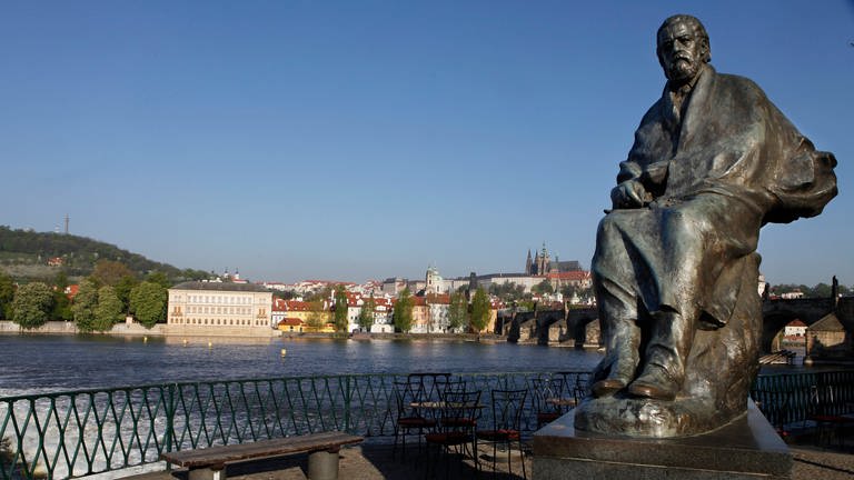 Statue Bedřich Smetana, Prag