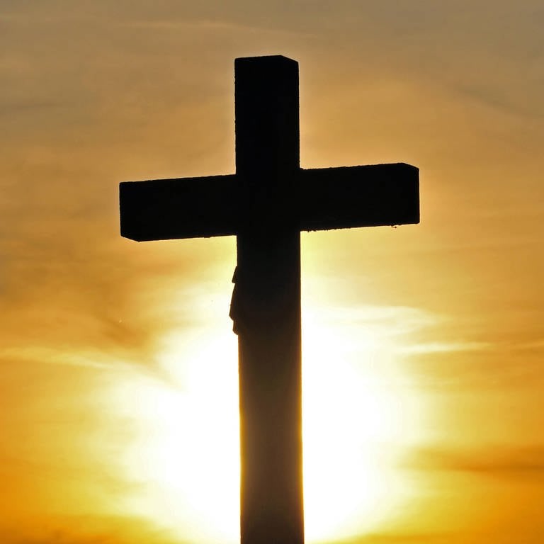 Feldkreuz mit Christusfigur auf der Schwäbischen Alb (Foto: picture-alliance / Reportdienste, picture alliance / blickwinkel/W. G. Allgoewer | W. G. Allgoewer)