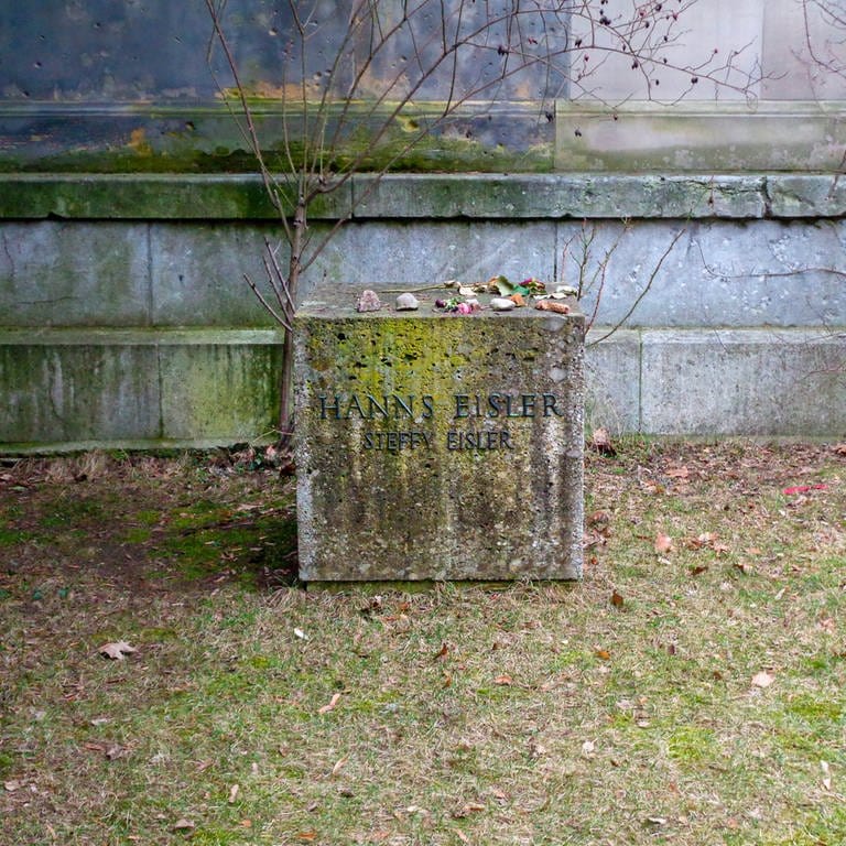 Grab von Hanns Eisler