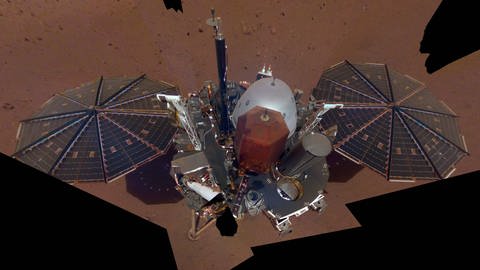 Auch der Versuch, den Maulwurf mit dem Roboterarm in den Marsboden zu drücken, hat wohl nicht geklappt. (Foto: IMAGO, imago/ZUMA Press)