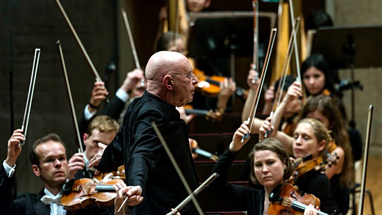 Christoph Eschenbach dirigiert das SWR Symphonieorchester