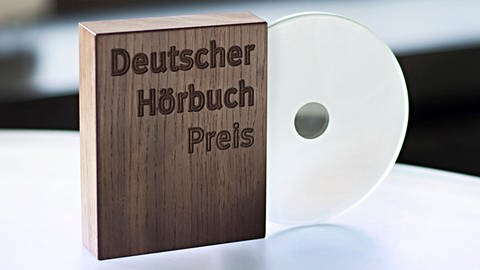 Deutscher Hörbuchpreis - Holzbox mit CD (Foto: WDR - Annika Fusswinkel)