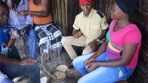 Alkoholkonsum in Afrika (Foto: SWR, SWR - Thomas Kruchem)