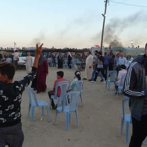 Jugendliche in Gaza bei den Freitagsprotesten