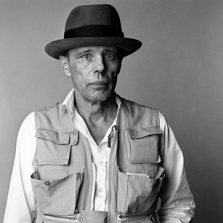 Joseph Beuys (1921 - 1986), Fotografie um 1985 (Foto: IMAGO, IMAGO / Leemage)