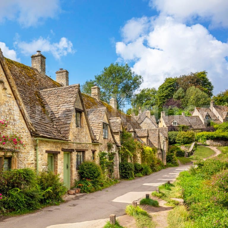 Bibury Weavers Cottages, Arlington Row, Bibury, The Cotswolds, Wiltshire, England, United Kingdom