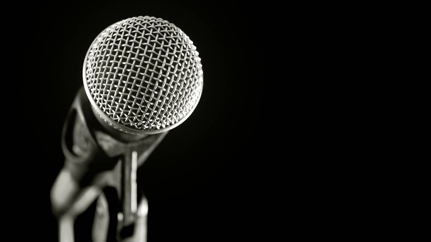Mikrofon: Ohne Mikrofone gäbe es kein Radio, keine Musikaufzeichnungen, kein Telefon (Foto: IMAGO, imago images / YAY Images)