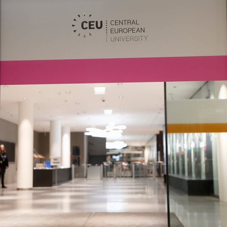 Von der ungarischen Regierung unter Druck gesetzt, eröffnete die in Budapest gegründete Central European University im Sommer 2019 einen Campus in Wien