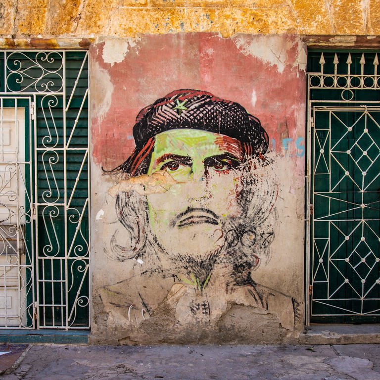 Che-Guevara-Graffiti in HavannaKuba im Juli 2019