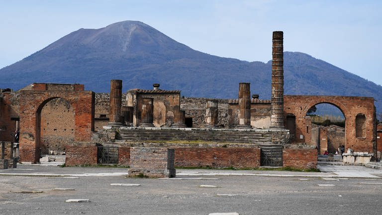 Ruinen von Pompeji und Vesuv