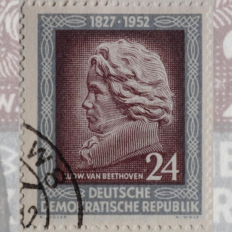 Ludwig van Beethoven, deutscher Komponist, Porträt auf einer DDR-Briefmarke 1952 (Foto: IMAGO, imageBROKER/AlfxJönsson)