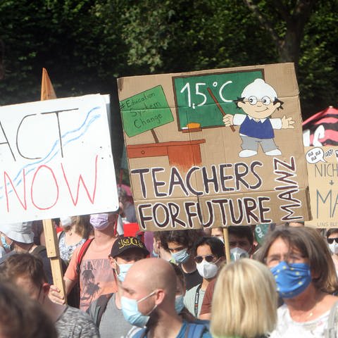 Teachers For Future - Demonstration (Foto: IMAGO, IMAGO / Ralph Peters)