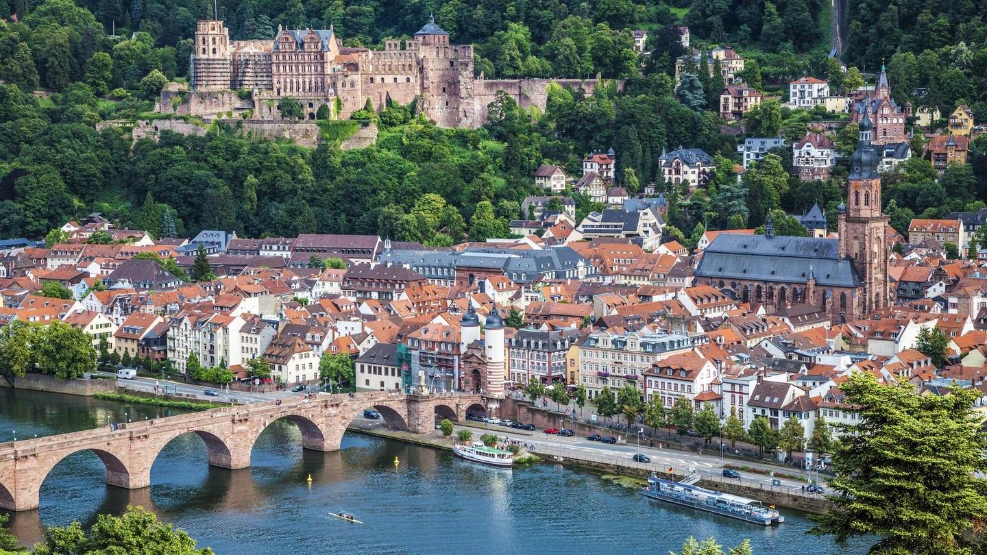 Blick über die Heidelberger Altstadt (Foto: IMAGO, IMAGO / Loop Images)