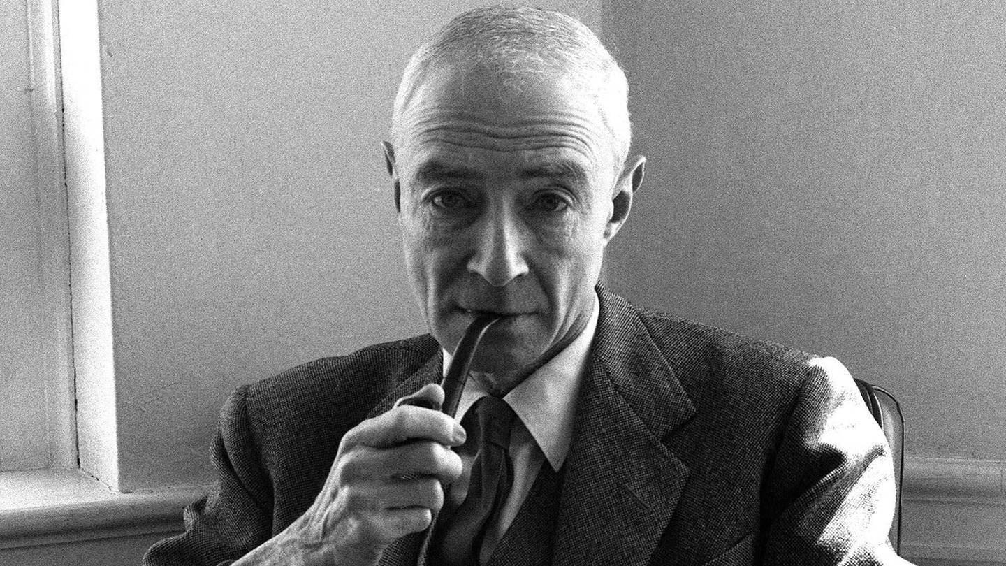 Porträt J. Robert Oppenheimer (Foto: IMAGO, IMAGO / United Archives International)