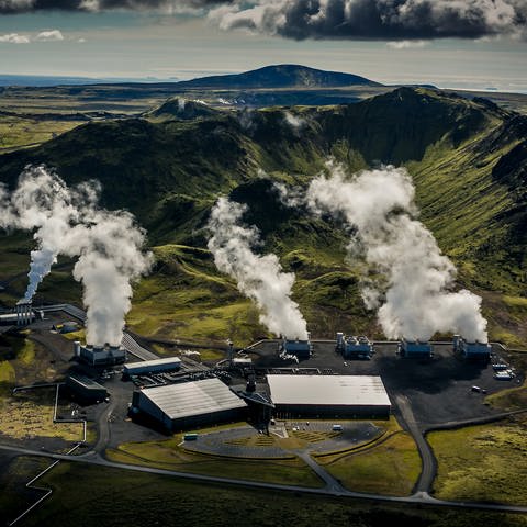 Geothermiekraftwerk „Orca“ in der Nähe von Reykjavik, Island. 