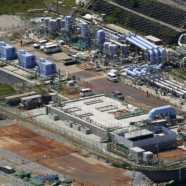 Das Kernkraftwerk Fukushima, dass behandeltes radioaktives Wasser ins Meer ablassen will. (Foto: IMAGO, IMAGO / Kyodo News)