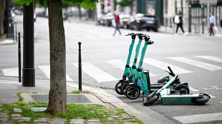 Symbolbild: E-Scooter in Paris