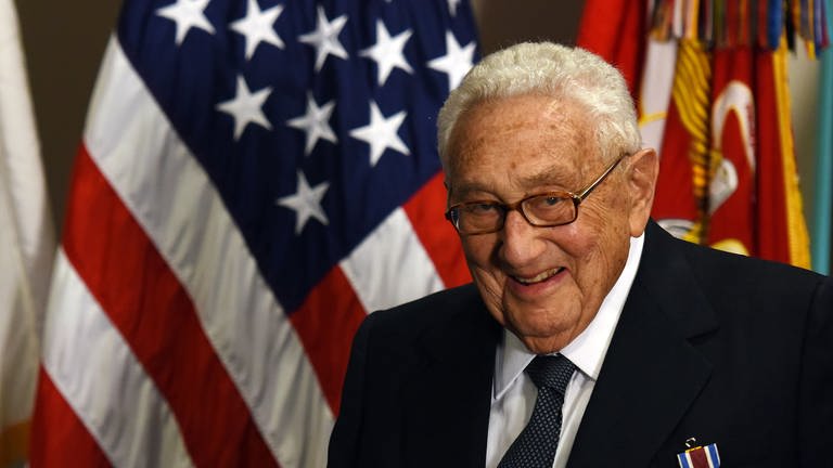 Der gebürtige Fürther Henry Kissinger (1923 - 2023) kam 1938 als jüdischer Flüchtling in die USA und wurde dort zu einem der mächtigsten Politiker des 20. Jahrhunderts. Hier bei einer Veranstaltung 2016 