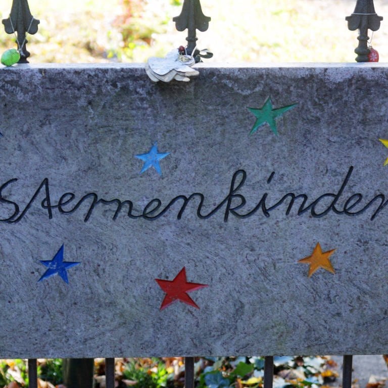 Sternenkinder (Foto: IMAGO, IMAGO / Steffen Schellhorn)