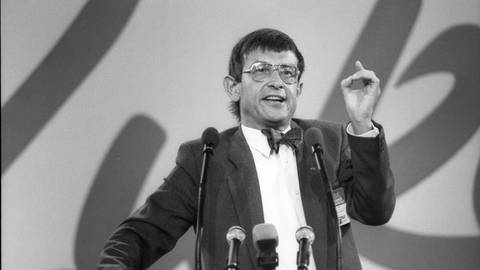 Heinz Riesenhuber (CDU) beim CDU-Bundesparteitag 06.-10.10.1986 in Mainz (Foto: IMAGO, IMAGO / teutopress)