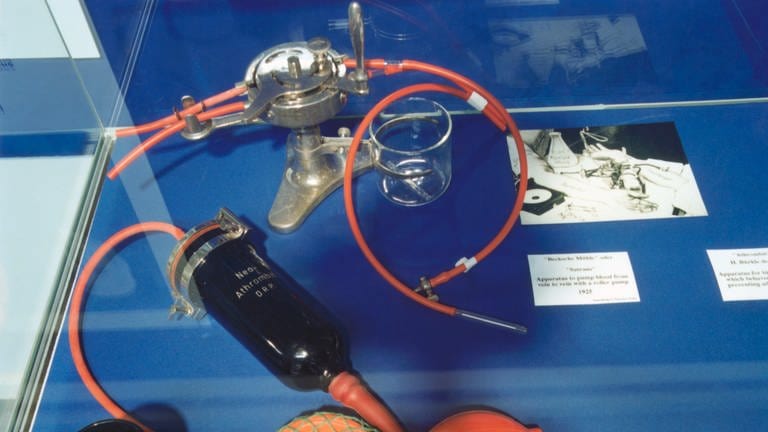 Bluttransfusionsapparate 1925 und 1931