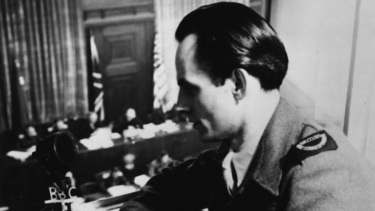 Britischer Militärkorrespondent bei der Berichterstattung über den Nürnberger Prozess vom 20.11. 1945  bis 1.10.1946 (Foto undatiert)