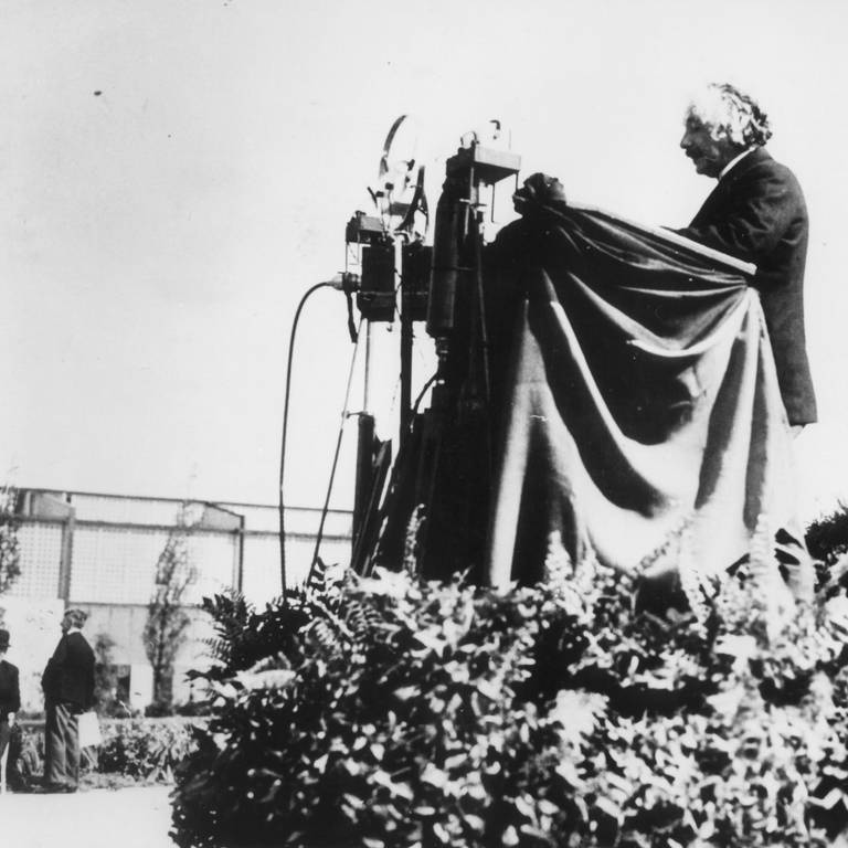 Rede Albert Einsteins zur Eröffnung der 7. Berliner Funkausstellung am 22. August 1930