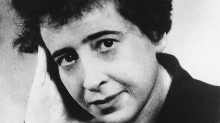 Hannah Arendt 1954 (Foto: picture-alliance / Reportdienste, picture alliance/AP Image)