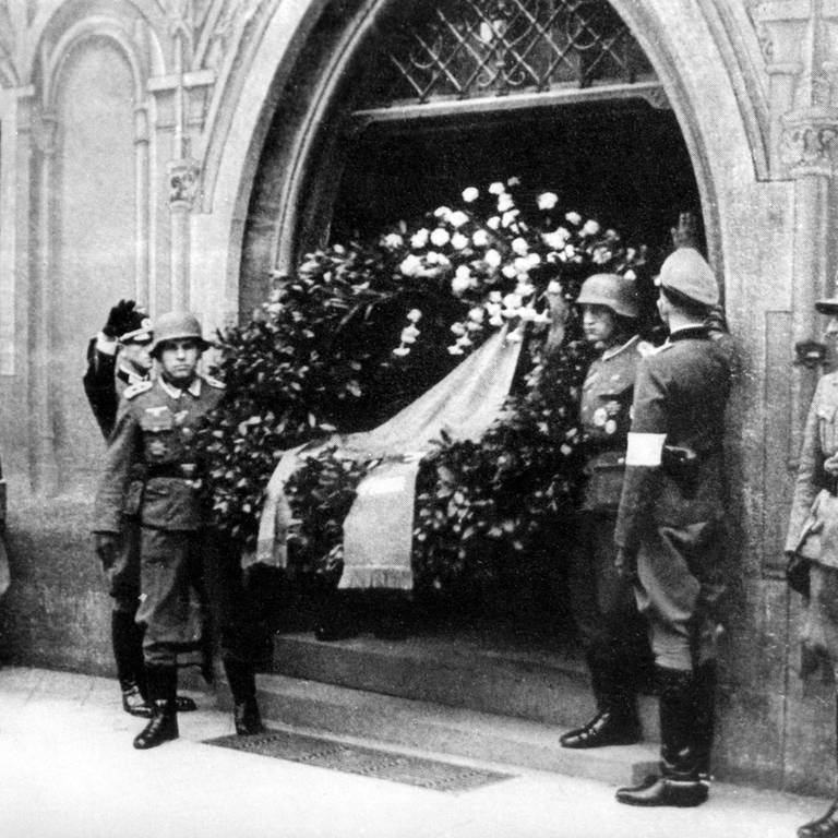 Beerdigung Erwin Rommels (Foto: IMAGO, imago images / United Archives International)