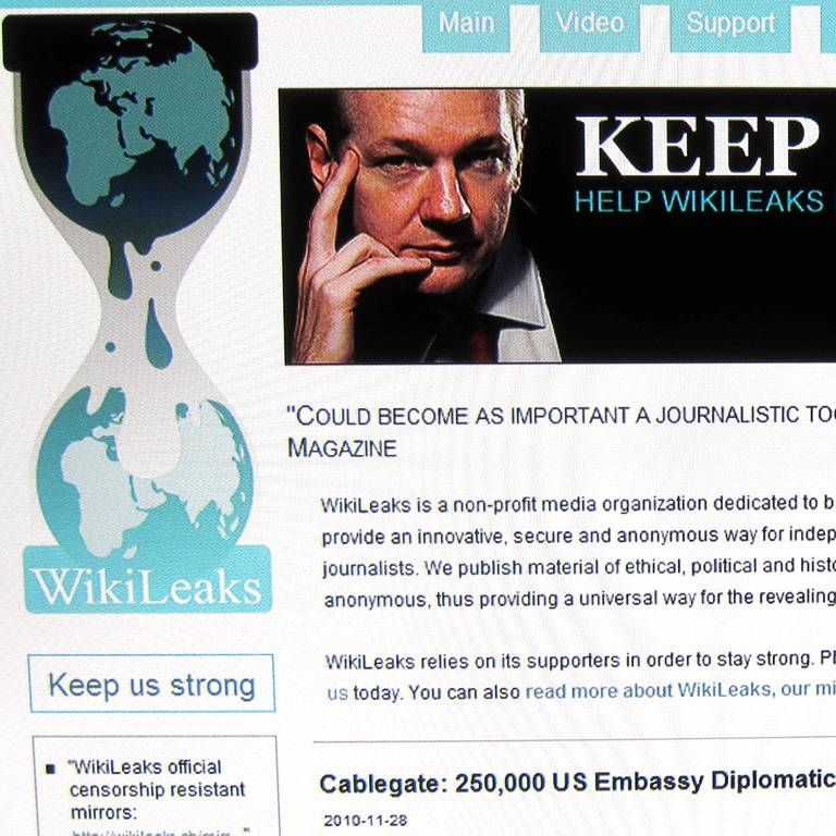 Die Wikileaks-Webseite zeigt den Wikileaks-Gründer Julian Assange am 5. Dezember 2010 (Foto: IMAGO, imago/UPI Photo)