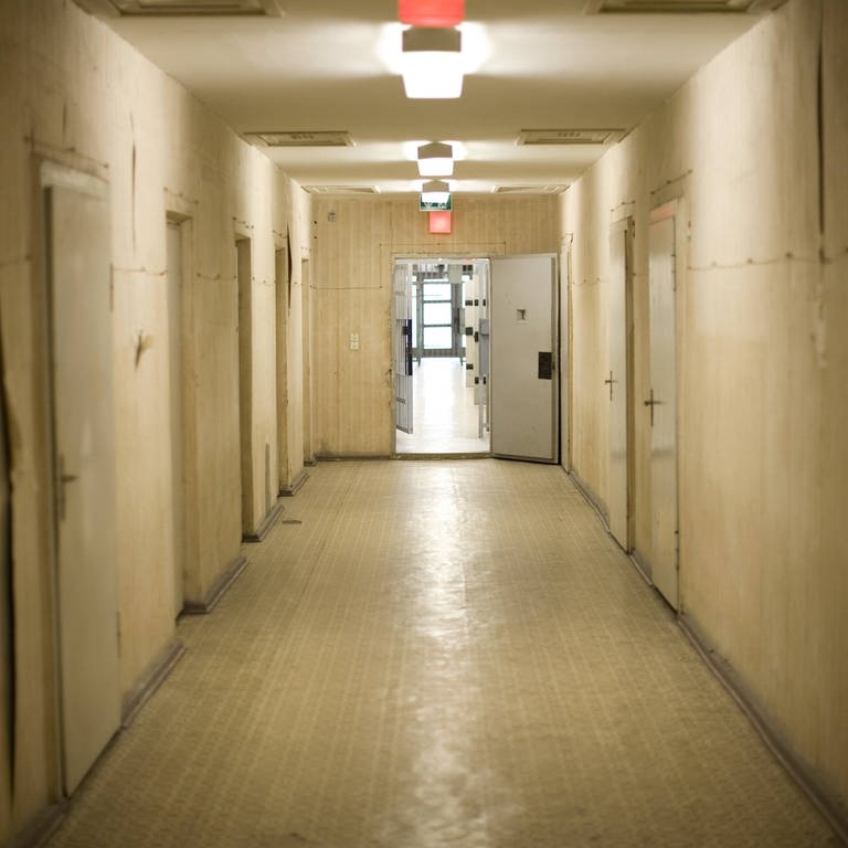 Zellen in der Gedenkstätte Berlin-Hohenschoenhausen, ehemalige Haftanstalt der Staatssicherheit (Stasi) der DDR (Foto: IMAGO, IMAGO / IPON)