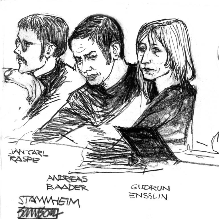 Die Bleistiftzeichnung eines Gerichtszeichners zeigt die angeklagten RAF-Mitglieder Jan-Carl Raspe, Andreas Baader, Gudrun Ensslin und Ulrike Meinhof im Gerichtssaal (Foto: dpa Bildfunk, picture alliance/dpa | dpa)