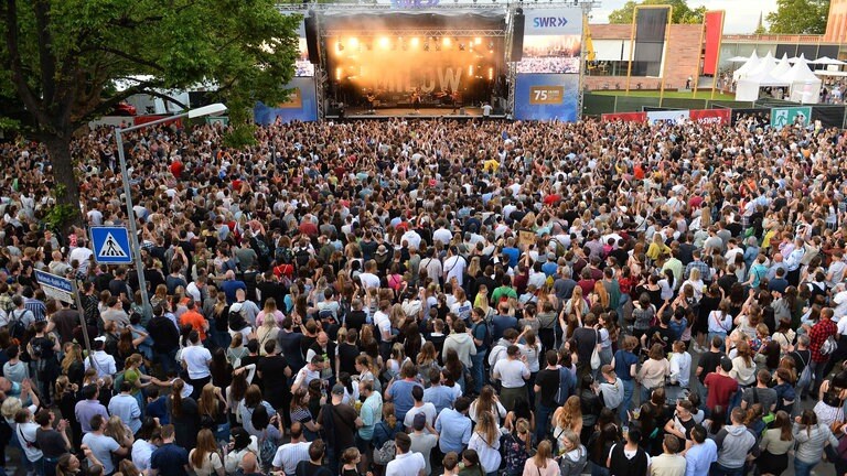 Milow beim SWR3 Open Air in Mainz