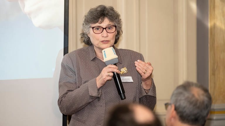 Albina Baumann, Vize-Bundesvorsitzende und Öffentlichkeitsbeauftragte der Landsmannschaft der Deutschen aus Russland  (Foto: SWR)