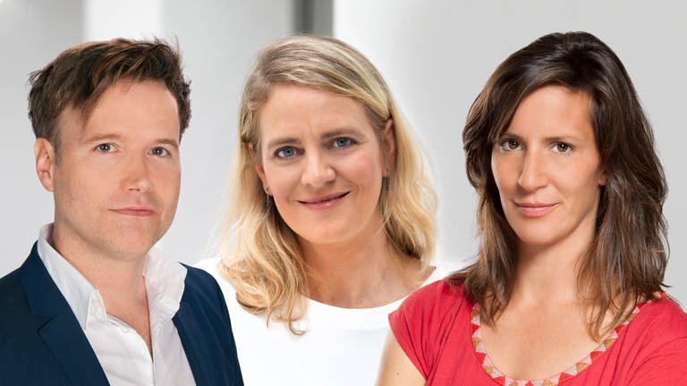 Die Podcast Macher:innen v. li. Gtz Bolten (WDR, Katharina Dufner (SWR) und Su Holder (rbb) (Foto: SWR, Kai Müller)