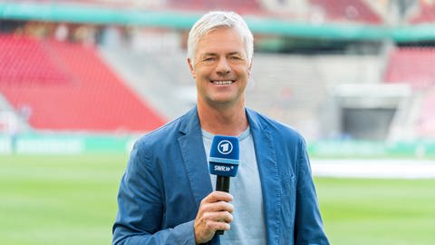 Tom Bartels, ARD-Kommentator bei der FIFA Fußbal-WM Katar 2022, Porträtfoto. (Foto: SWR, SWR/Christian Koch)