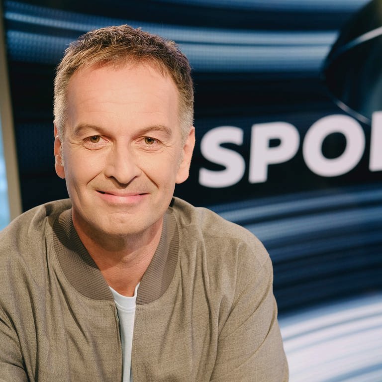 Claus Lufen (NDR) moderiert die WM-Ausgaben von "Sportschau Thema" im Ersten.