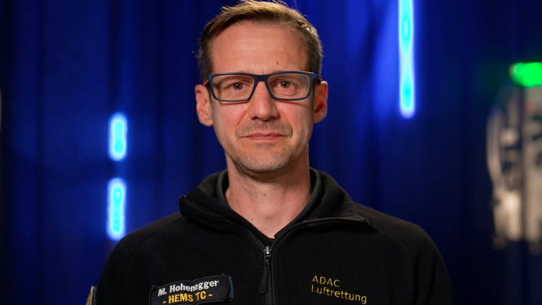 Mario Hohenegger, Notfallsanitäter der Luftrettungsstation des ADAC-Rettungshubschraubers Christoph 5